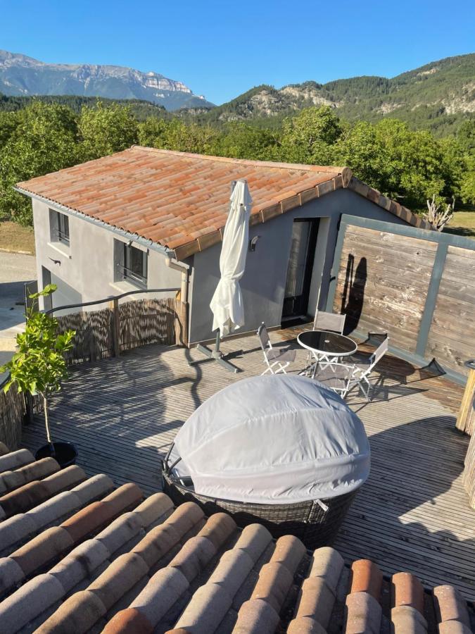 Homestay Sublime De Caractere ,50 M2 Climatise . *